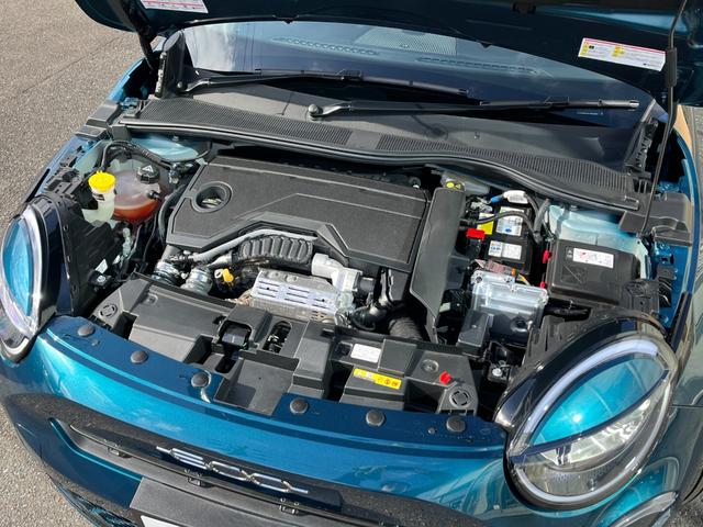 ６００ハイブリッド ラ　プリマ　・新車保証継承・純正ナビ・バックカメラ・ＦＩＡＴモノグラムエコレザーシート・パワーシート・マッサージ機能付シートヒーター・パワーバックドア・ＬＥＤヘッド＆フォグランプ・前後室内型ドラレコ・ＥＴＣ２．０（10枚目）