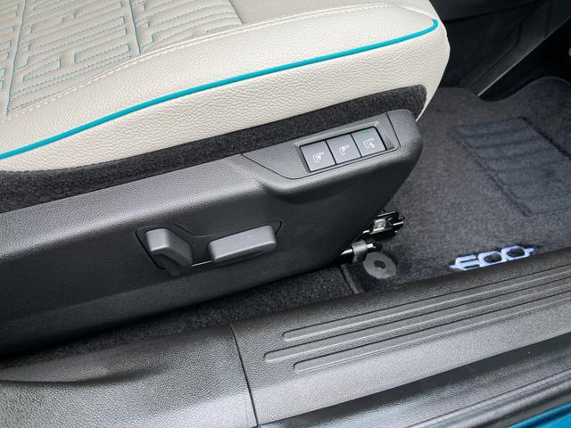 ６００ハイブリッド ラ　プリマ　・新車保証継承・純正ナビ・バックカメラ・ＦＩＡＴモノグラムエコレザーシート・パワーシート・マッサージ機能付シートヒーター・パワーバックドア・ＬＥＤヘッド＆フォグランプ・前後室内型ドラレコ・ＥＴＣ２．０（44枚目）