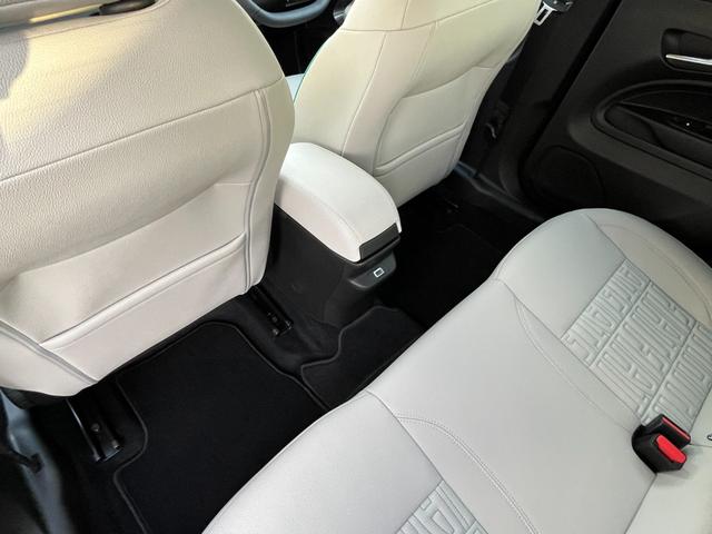 ６００ハイブリッド ラ　プリマ　・新車保証継承・純正ナビ・バックカメラ・ＦＩＡＴモノグラムエコレザーシート・パワーシート・マッサージ機能付シートヒーター・パワーバックドア・ＬＥＤヘッド＆フォグランプ・前後室内型ドラレコ・ＥＴＣ２．０（59枚目）