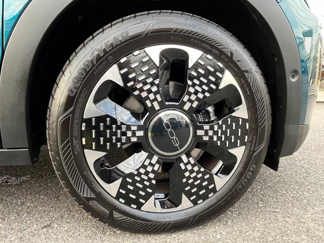 ６００ハイブリッド ラ　プリマ　・新車保証継承・純正ナビ・バックカメラ・ＦＩＡＴモノグラムエコレザーシート・パワーシート・マッサージ機能付シートヒーター・パワーバックドア・ＬＥＤヘッド＆フォグランプ・前後室内型ドラレコ・ＥＴＣ２．０（66枚目）