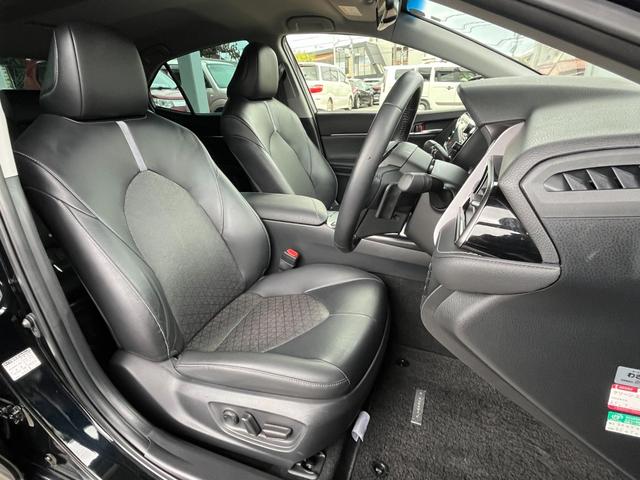 カムリ ＷＳレザーパッケージ　・ＴＲＤエアロ・ＴＲＤドレスアップマフラー・トランクスポイラー・ブラックレザーシート・メーカー装着ナビＴＶ・ＣＤ／ＤＶＤ／Ｂｌｕ－ｒａｙ再生・バックカメラ・前席パワーシート・ＨＵＤ・ＥＴＣ・禁煙車（14枚目）