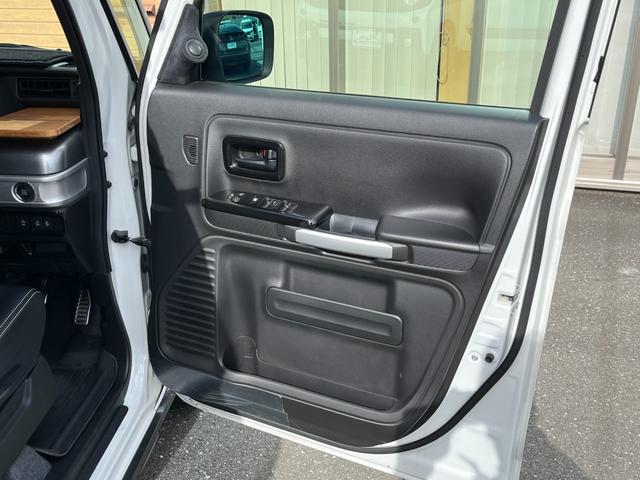 スペーシアギア ハイブリッドＸＺ　純正ナビＴＶ・３６０°全周囲カメラ・両側パワースライド・アルパイン前後ドラレコ付きデジタルインナーミラー・コイルリフトアップ・社外アルミ＆マフラー＆グリル＆シートカバー・ベットキット・ウッドコンビハン（49枚目）