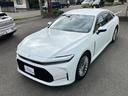 「新車保証付きです。保証継承実施いたします。万が一トラブルの際は全国のディーラーにて保証修理が可能です」