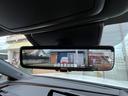 「新車保証付きです。保証継承実施いたします。万が一トラブルの際は全国のディーラーにて保証修理が可能です」