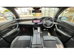 「新車保証継承可能です。別途承っております。万が一トラブルの際は全国のディーラーにて保証修理が可能です」 3