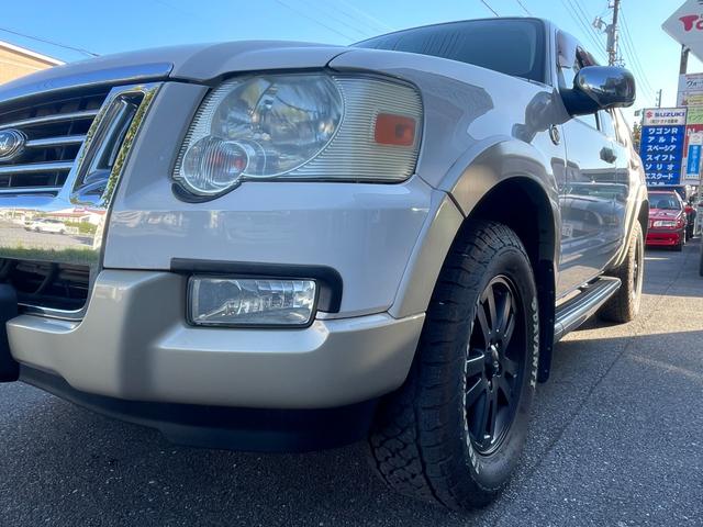 エクスプローラー V8エディーバウアー 社外ナビ/バックモニター/サンルーフ/革シート/パワーシート/ヒッチメンバー/ルーレール/(7枚目)