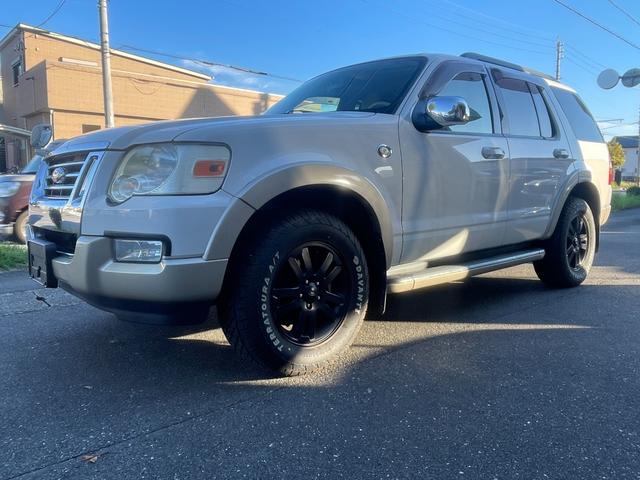 エクスプローラー V8エディーバウアー 社外ナビ/バックモニター/サンルーフ/革シート/パワーシート/ヒッチメンバー/ルーレール/(9枚目)