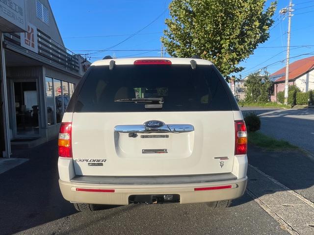 エクスプローラー V8エディーバウアー 社外ナビ/バックモニター/サンルーフ/革シート/パワーシート/ヒッチメンバー/ルーレール/(18枚目)