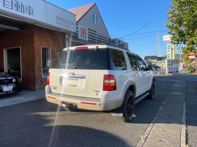 エクスプローラー V8エディーバウアー 社外ナビ/バックモニター/サンルーフ/革シート/パワーシート/ヒッチメンバー/ルーレール/(19枚目)