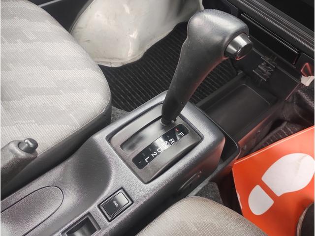 キャリイトラック KCエアコン・パワステ オートマ 4WD(18枚目)