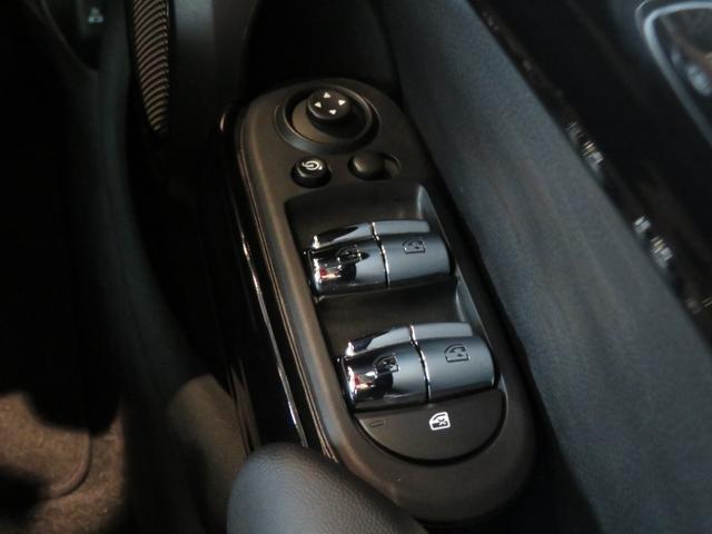 ＭＩＮＩ クーパーＳ　ワンオーナー　禁煙車　アダプティブクルーズコントロール　リヤビューカメラ　スポーツシート　純正アロイホイール　純正ナビ　障害物センサー　ルームミラー内蔵型ＥＴＣ２．０（47枚目）