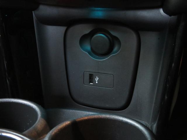 ＭＩＮＩ クーパーＳ　ワンオーナー　禁煙車　アダプティブクルーズコントロール　リヤビューカメラ　スポーツシート　純正アロイホイール　純正ナビ　障害物センサー　ルームミラー内蔵型ＥＴＣ２．０（48枚目）