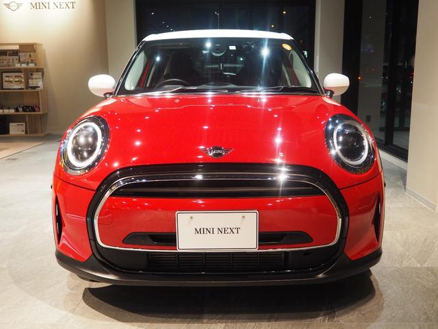 ＭＩＮＩ 　ワンオーナー　禁煙車　純正ドライブレコーダー　リヤビューカメラ　パーキングアシスト　シートヒーター　障害物センサー　Ａｐｐｌｅ　ＣａｒＰｌａｙ　アダプティブクルーズコントロール（2枚目）