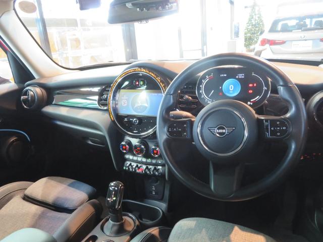 ＭＩＮＩ 　ワンオーナー　禁煙車　純正ドライブレコーダー　リヤビューカメラ　パーキングアシスト　シートヒーター　障害物センサー　Ａｐｐｌｅ　ＣａｒＰｌａｙ　アダプティブクルーズコントロール（36枚目）