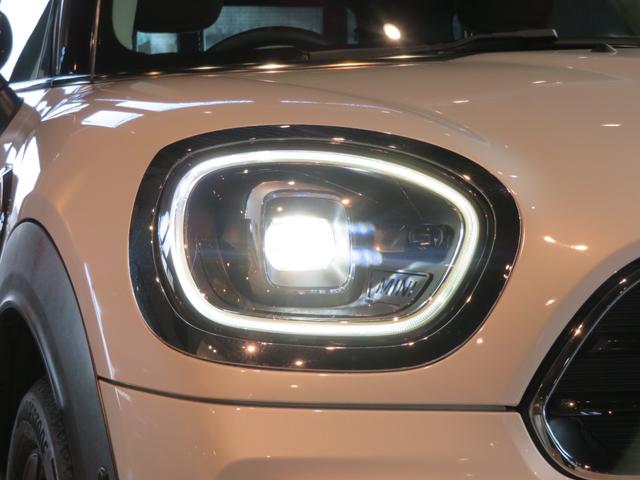 ＭＩＮＩ クーパーＤ　クロスオーバー　禁煙者　純正ナビ　純正アロイホイール　アップルカープレイ　車線逸脱警告　パーキングアシスト　リヤビューカメラ　アクティブクルーズコントロール　シートヒーター　テレビチューナー付き（68枚目）