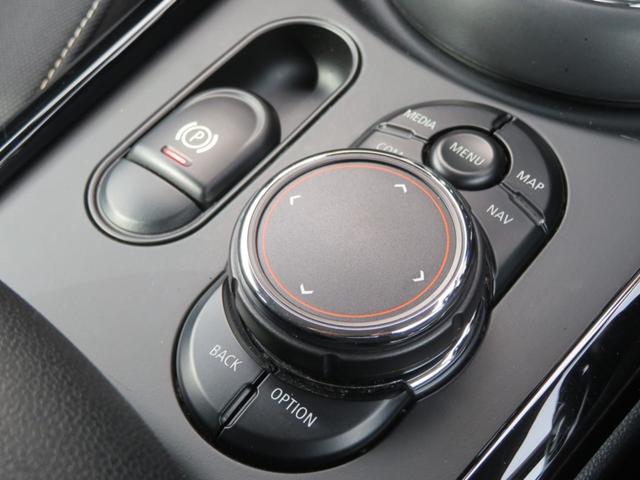ＭＩＮＩ クーパーＤ　クラブマン　ディーゼル　ＭＩＮＩ正規認定中古車　純正ＨＤＤナビゲーション　バックモニター　ＥＴＣ　純正１７インチホイール　ＤＶＤプレーヤー　テレビチューナー付き（35枚目）
