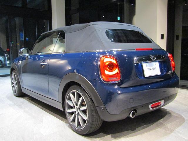 ＭＩＮＩ クーパー　コンバーチブル　純正ＨＤＤナビ　バックモニター　テレビチューナー付き　１７インチ純正ホイール　ｂｌｕｅｔｏｏｔｈ　禁煙車　ＬＥＤヘッドライト（17枚目）