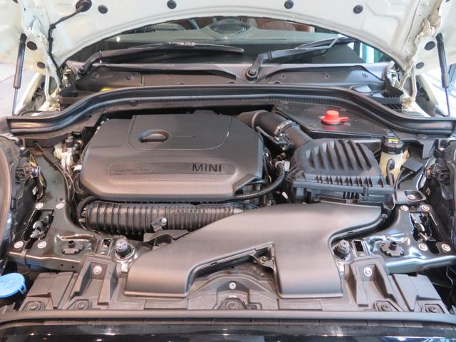 ＭＩＮＩ クーパーＳ　クラシック・トリム　ワンオーナー　禁煙車　パーキングアシスト　リヤビューカメラ　車線逸脱警告　本革シート　シートヒーター　Ａｐｐｌｅ　ＣａｒＰｌａｙ　オートライト　電動格納ミラー　障害物センサー（76枚目）