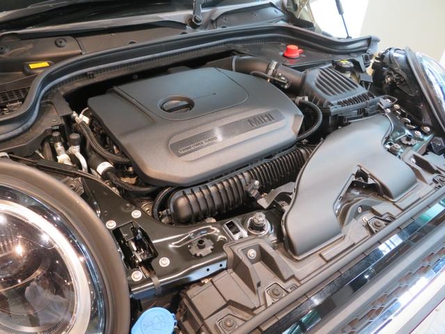 ＭＩＮＩ クーパーＳ　クラシック・トリム　ワンオーナー　禁煙車　パーキングアシスト　リヤビューカメラ　車線逸脱警告　本革シート　シートヒーター　Ａｐｐｌｅ　ＣａｒＰｌａｙ　オートライト　電動格納ミラー　障害物センサー（77枚目）