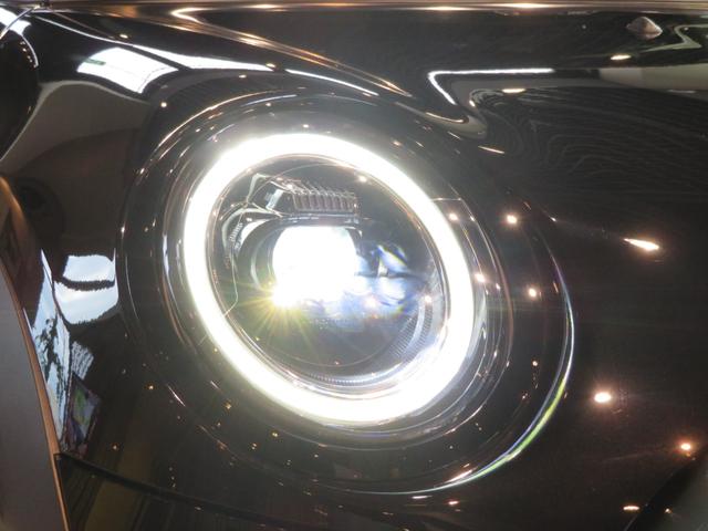 ＭＩＮＩ ジョンクーパーワークス　ジョンクーパーワークス　パーキングアシスト　車線逸脱警告　リヤビューカメラ　純正ナビ　アダプティブクルーズコントロール　障害物センサー　シートヒーター　ドライブレコーダー（66枚目）