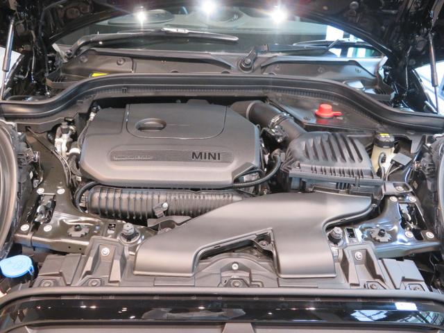 ＭＩＮＩ ジョンクーパーワークス　ジョンクーパーワークス　パーキングアシスト　車線逸脱警告　リヤビューカメラ　純正ナビ　アダプティブクルーズコントロール　障害物センサー　シートヒーター　ドライブレコーダー（80枚目）
