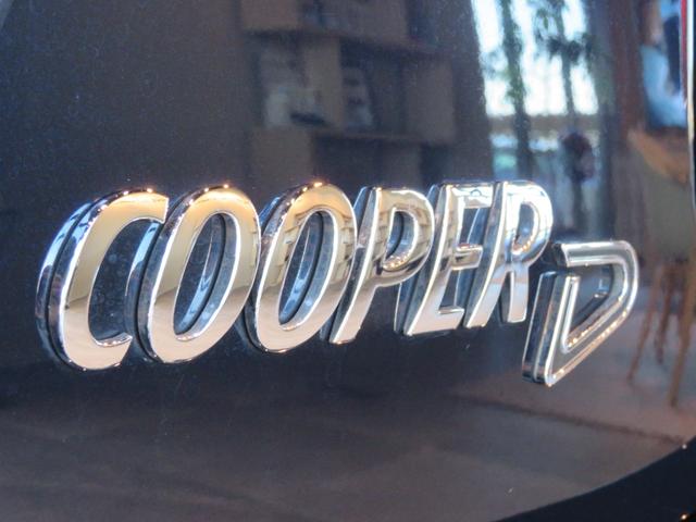 MINI クーパーDプレミアムプラスパッケージクラシックトリム ワンオーナー 禁煙車 ディーゼル車 パーキングアシスト レーンキープアシスト リヤビューカメラ シートヒーター アダプティブクルーズコントロール オートライト Apple CarPlay(11枚目)