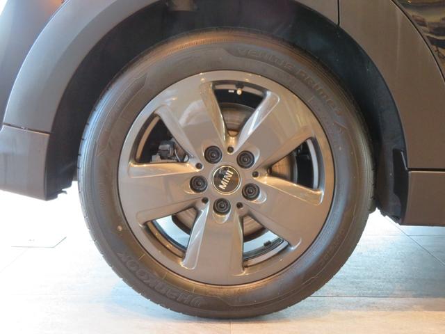 MINI クーパーDプレミアムプラスパッケージクラシックトリム ワンオーナー 禁煙車 ディーゼル車 パーキングアシスト レーンキープアシスト リヤビューカメラ シートヒーター アダプティブクルーズコントロール オートライト Apple CarPlay(73枚目)