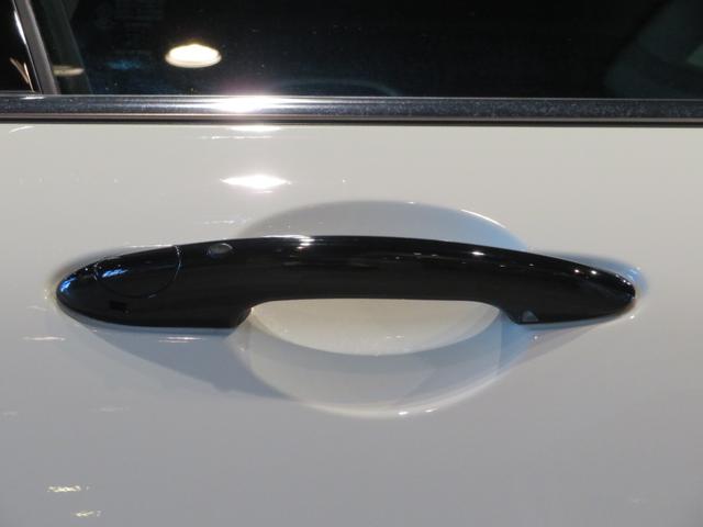 MINI ジョンクーパーワークス クラブマン ジョンクーパーワークス シートヒーター レーンキープアシスト リアビューカメラ アダプティブクルーズコントロール 障害物センサー 観音開きテールゲート 純正パドルシフト付ステアリング 4輪駆動(69枚目)