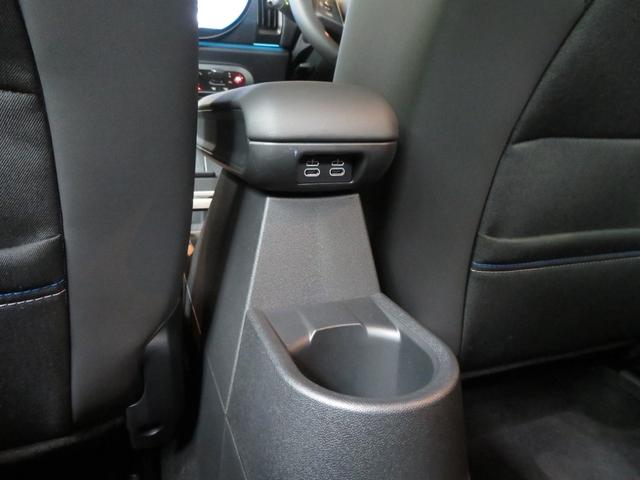 MINI クーパーC クラシック・トリム アダプティブクルーズコントロール アラウンドビューモニター パーキングアシスト レーンキープアシスト シートヒーター ステアリングヒーター オートマチックホールド Apple CarPlay 純正ナビ(24枚目)