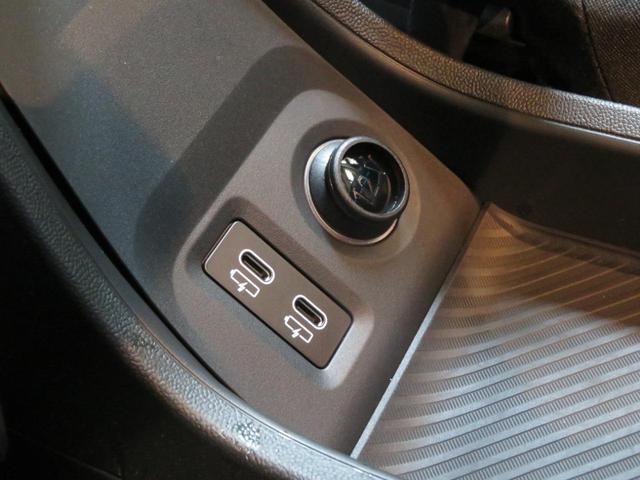 MINI クーパーC クラシック・トリム アダプティブクルーズコントロール アラウンドビューモニター パーキングアシスト レーンキープアシスト シートヒーター ステアリングヒーター オートマチックホールド Apple CarPlay 純正ナビ(45枚目)