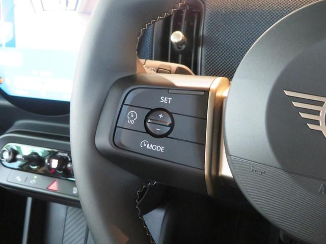 MINI クーパーC クラシック・トリム アダプティブクルーズコントロール アラウンドビューモニター パーキングアシスト レーンキープアシスト シートヒーター ステアリングヒーター オートマチックホールド Apple CarPlay 純正ナビ(46枚目)