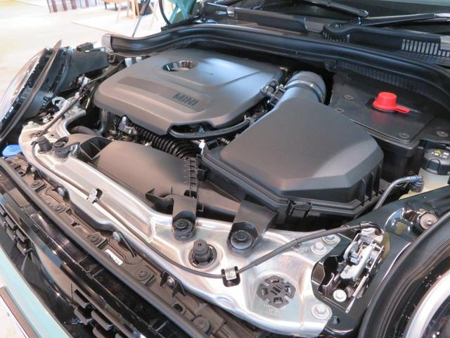 MINI クーパーC クラシック・トリム アダプティブクルーズコントロール アラウンドビューモニター パーキングアシスト レーンキープアシスト シートヒーター ステアリングヒーター オートマチックホールド Apple CarPlay 純正ナビ(80枚目)