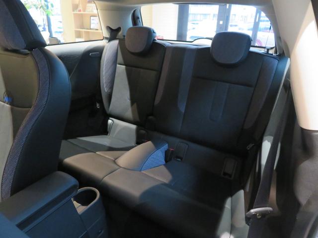 ＭＩＮＩ クーパーＣ　クラシック・トリム　禁煙車　アダプティブクルーズコントロール　全周囲カメラ　純正ナビ　シートヒーター　ステアリングヒーター　純正１７インチアロイホイール　レーンキープアシスト　パーキングアシスト（35枚目）