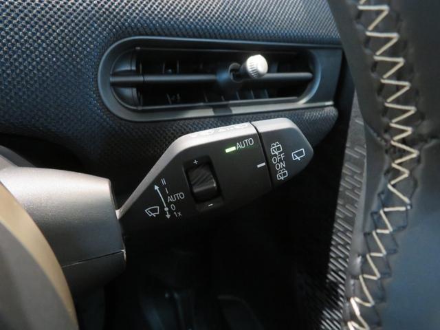 ＭＩＮＩ クーパーＣ　クラシック・トリム　禁煙車　アダプティブクルーズコントロール　全周囲カメラ　純正ナビ　シートヒーター　ステアリングヒーター　純正１７インチアロイホイール　レーンキープアシスト　パーキングアシスト（45枚目）