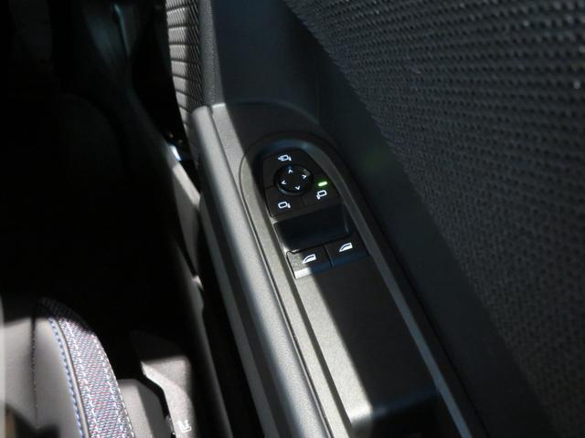 ＭＩＮＩ クーパーＣ　クラシック・トリム　禁煙車　アダプティブクルーズコントロール　全周囲カメラ　純正ナビ　シートヒーター　ステアリングヒーター　純正１７インチアロイホイール　レーンキープアシスト　パーキングアシスト（48枚目）