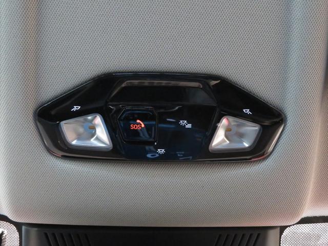 ＭＩＮＩ クーパーＣ　クラシック・トリム　禁煙車　アダプティブクルーズコントロール　全周囲カメラ　純正ナビ　シートヒーター　ステアリングヒーター　純正１７インチアロイホイール　レーンキープアシスト　パーキングアシスト（50枚目）