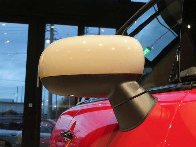 ＭＩＮＩ クーパーＣ　クラシック・トリム　禁煙車　アダプティブクルーズコントロール　全周囲カメラ　純正ナビ　シートヒーター　ステアリングヒーター　純正１７インチアロイホイール　レーンキープアシスト　パーキングアシスト（63枚目）