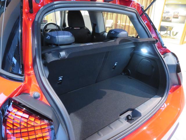 ＭＩＮＩ クーパーＣ　クラシック・トリム　禁煙車　アダプティブクルーズコントロール　全周囲カメラ　純正ナビ　シートヒーター　ステアリングヒーター　純正１７インチアロイホイール　レーンキープアシスト　パーキングアシスト（74枚目）