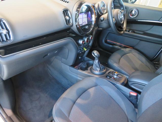 MINI クーパーS E クロスオーバー オール4 ワンオーナー 禁煙車 プラグインハイブリッド 4輪駆動 アダプティブクルーズコントロール リヤビューカメラ パーキングアシスト 純正ナビ ドライブレコーダー 障害物センサー(31枚目)