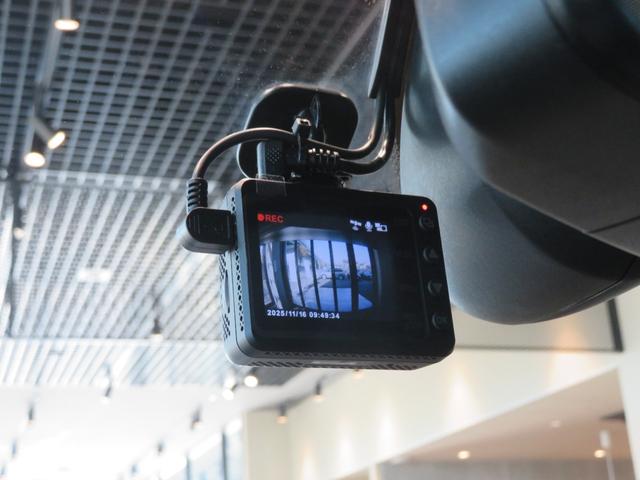 MINI クーパーS E クロスオーバー オール4 ワンオーナー 禁煙車 プラグインハイブリッド 4輪駆動 アダプティブクルーズコントロール リヤビューカメラ パーキングアシスト 純正ナビ ドライブレコーダー 障害物センサー(52枚目)