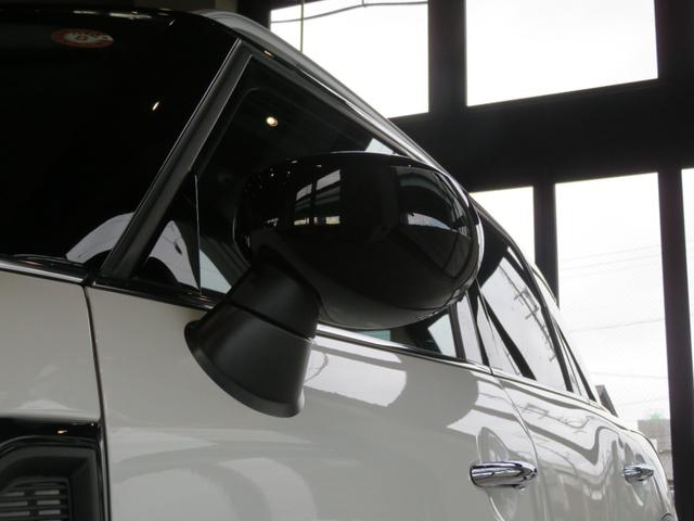 ＭＩＮＩ クーパーＤクロスオーバープレミアム＋Ｐクラシクトリム　ワンオーナー　禁煙車　ディーゼル車　パーキングアシスト　リヤビューカメラ　レーンキープアシスト　シートヒーター　障害物センサー　純正アロイホイール　フロントフォグランプ　ａｐｐｌｅ　ｃａｒｐｌａｙ（22枚目）