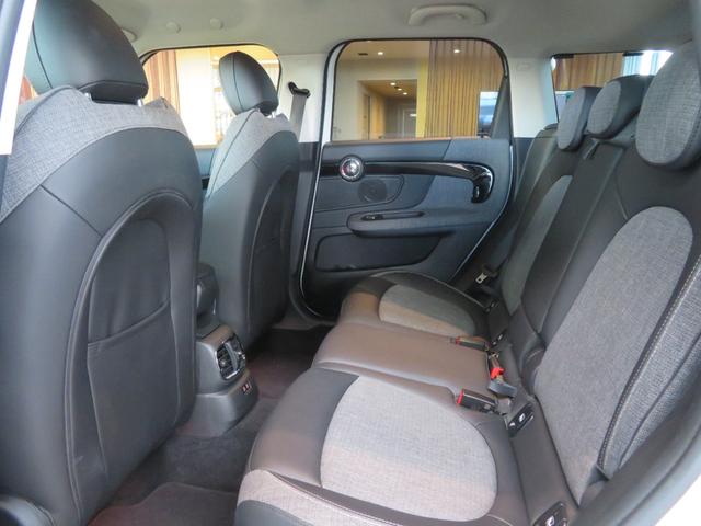 ＭＩＮＩ クーパーＤクロスオーバープレミアム＋Ｐクラシクトリム　ワンオーナー　禁煙車　ディーゼル車　パーキングアシスト　リヤビューカメラ　レーンキープアシスト　シートヒーター　障害物センサー　純正アロイホイール　フロントフォグランプ　ａｐｐｌｅ　ｃａｒｐｌａｙ（50枚目）