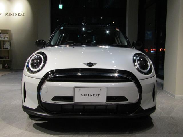 �V�����݌Ɏԗ������X�Ɠ��ׂ������Ă���܂��B������̎ԗ��ɂ��Ă̂��₢���킹�́A�O�O�V�W�|�U�O�S�W�|�W�O�W�O�@�i�����j�@�l�h�m�h��{�܂ł��C�y�ɂ��A�����������I