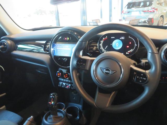 �C���^�[�l�b�g�ɂ͌f�ڂł��Ă��Ȃ��ԗ����������܂��B�݌Ɏԗ����L�x�ł��I���₢���킹�́A�O�O�V�W�|�U�O�S�W�|�W�O�W�O�i�����j�@�l�h�m�h��{�܂ŁI