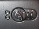クーパーＤ　ディーゼル車　ワンオーナー　禁煙車　純正ナビ　リヤビューカメラ　パーキングアシスト　障害物センサー　オートライト　　ボンネットストライプ　フロントフォグランプ　純正アルミホイール（55枚目）