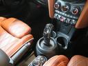 クーパーＳ　クラシック・トリム　ワンオーナー　禁煙車　パーキングアシスト　リヤビューカメラ　車線逸脱警告　本革シート　シートヒーター　Ａｐｐｌｅ　ＣａｒＰｌａｙ　オートライト　電動格納ミラー　障害物センサー（24枚目）