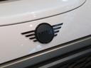 クーパーＳ　レゾリュート・エディション　特別仕様車　ワンオーナー　禁煙車　本革シート　シートヒーター　Ａｐｐｌｅ　ＣａｒＰｌａｙ　ドライブレコーダー　パーキングアシスト　車線逸脱警告　ランフラットタイヤ　障害物センサー（10枚目）