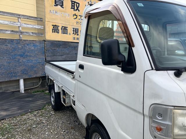 ハイゼットトラック スペシャル エアコン 4WD 最大積載量350kg マニュアル車 車検令和8年11月 走行距離70000キロ台 シガーソケット(12枚目)