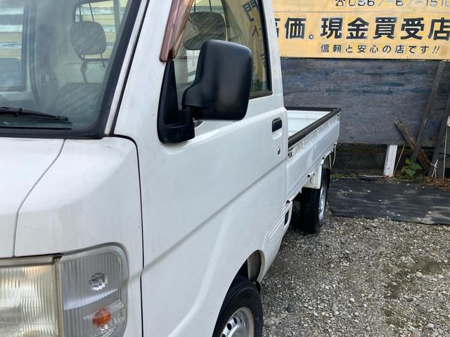 ハイゼットトラック スペシャル エアコン 4WD 最大積載量350kg マニュアル車 車検令和8年11月 走行距離70000キロ台 シガーソケット(13枚目)