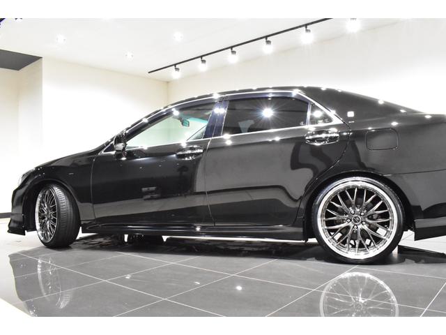 クラウン アスリート　後期モデル／黒革エアーシート／新品フルタップ車高調／新品２０インチタイヤホイール／新品エアロ／新品ＬＥＤフォグ／ＨＤＤマルチ／フルセグ／Ｂｌｕｅｔｏｏｔｈ／バックカメラ／ビルトインＥＴＣ／スマートキー（11枚目）